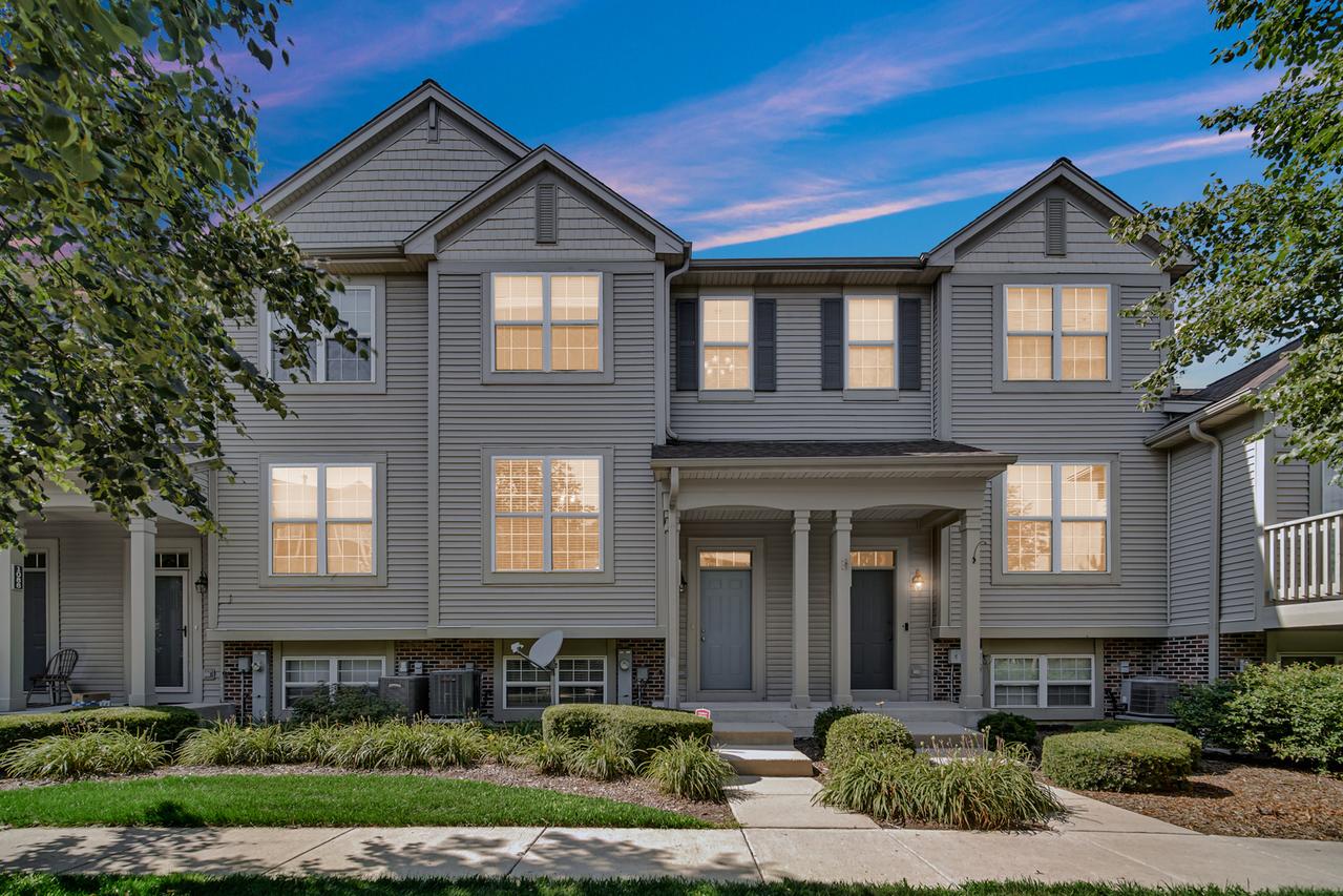 1086 Chadwick Dr., Grayslake, IL 60030