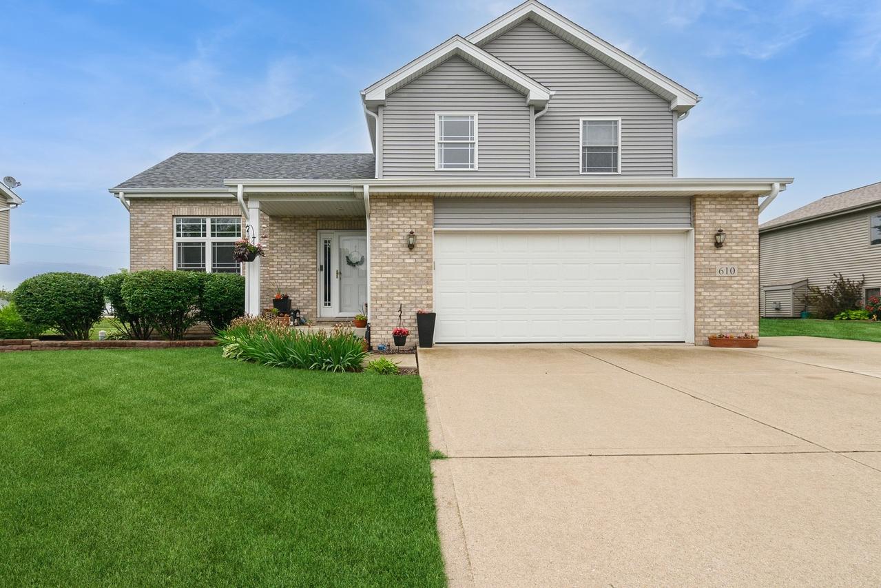 610 Sandburg Dr., Manteno, IL 60950