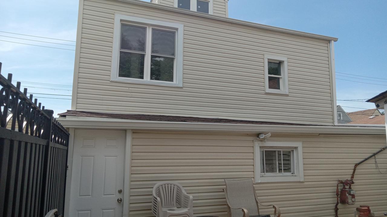 5142 S Campbell Ave., Chicago, IL 60632