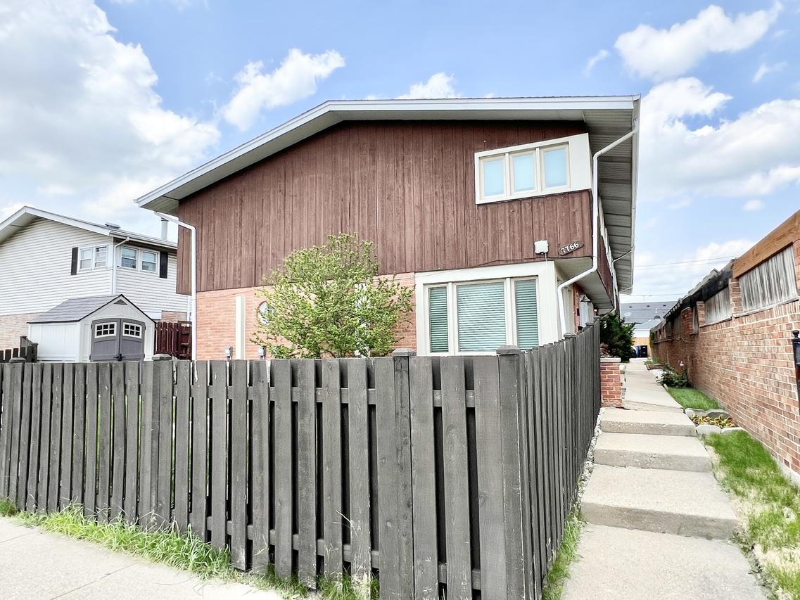 7766 W Higgins Rd. #E, Chicago, IL 60631