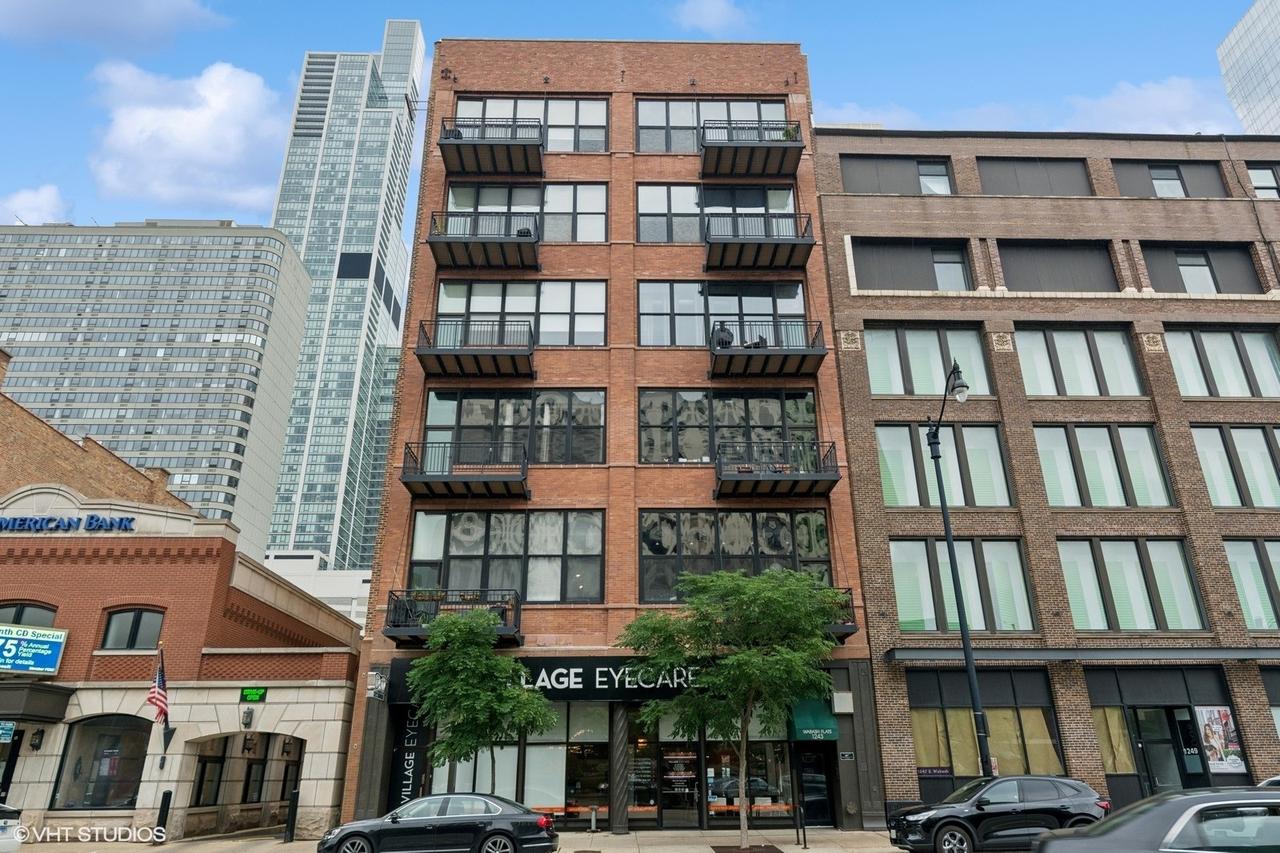 1243 S Wabash Ave. #302, Chicago, IL 60605