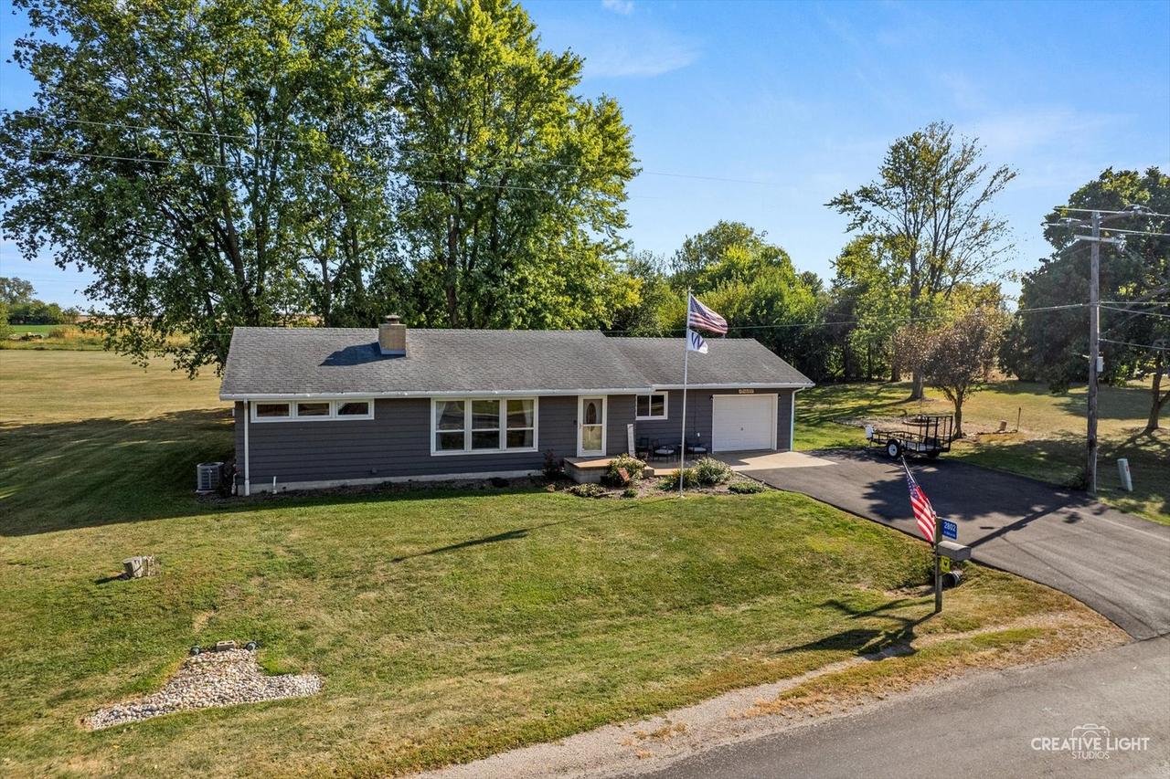 2802 N 3501st Rd., Seneca, IL 61360