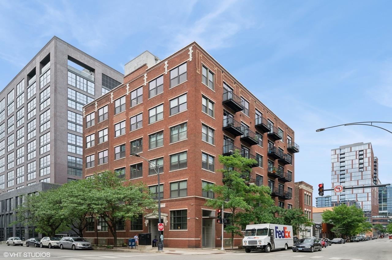 106 N Aberdeen St. #3A, Chicago, IL 60607