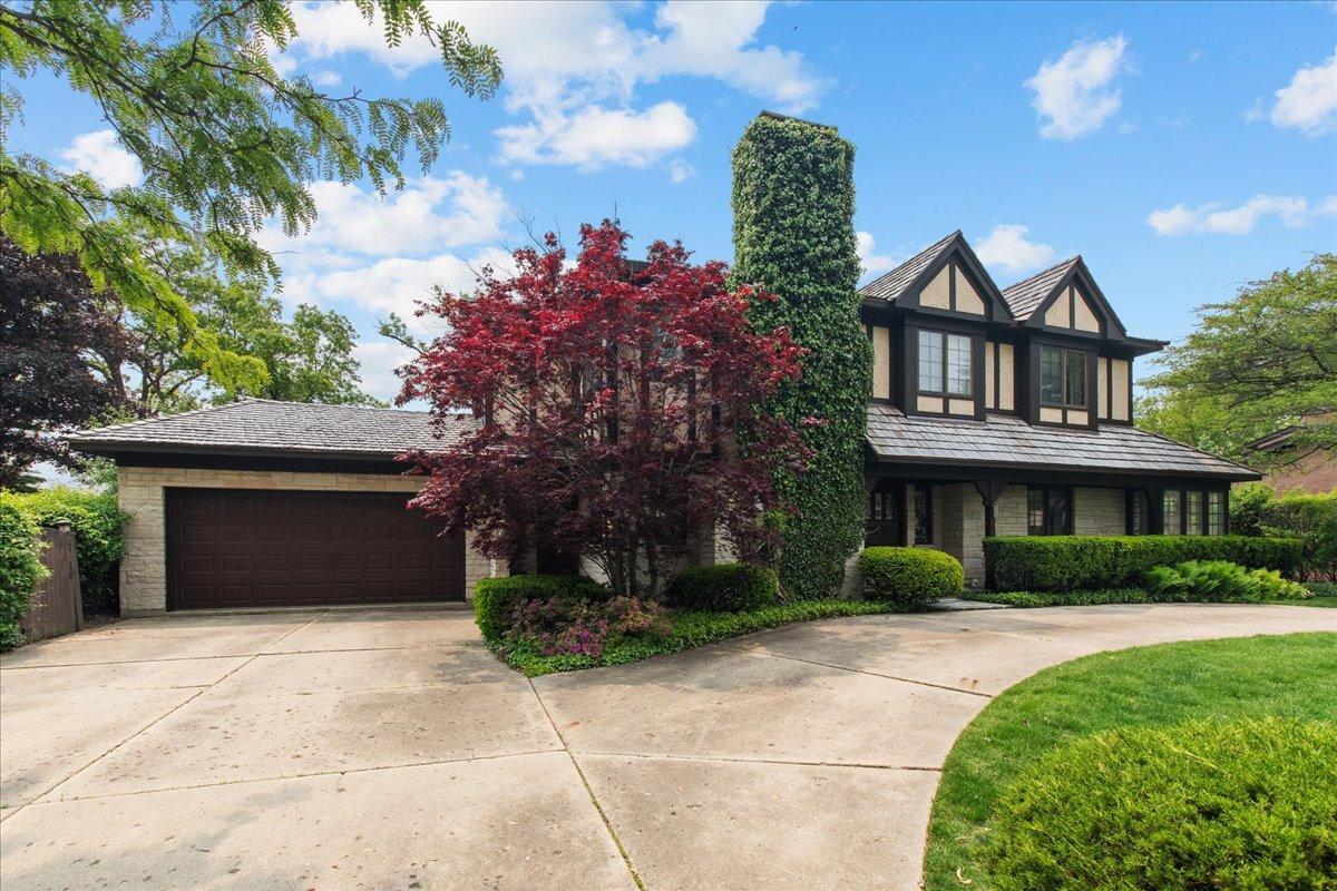 281 Michigan Ave., Highwood, IL 60040