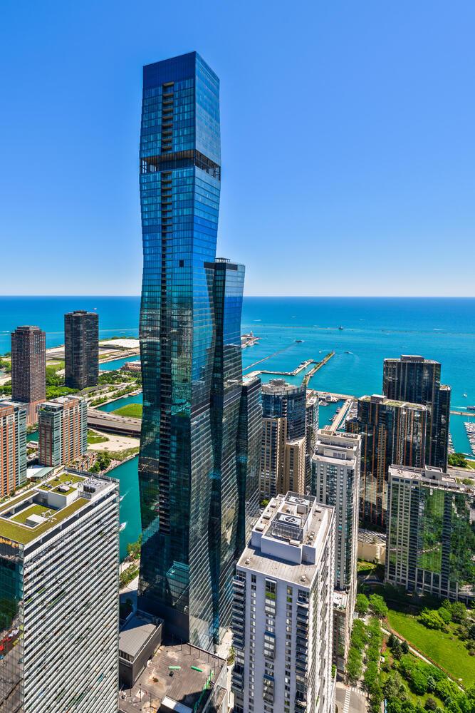363 E Wacker Dr. #4208, Chicago, IL 60601