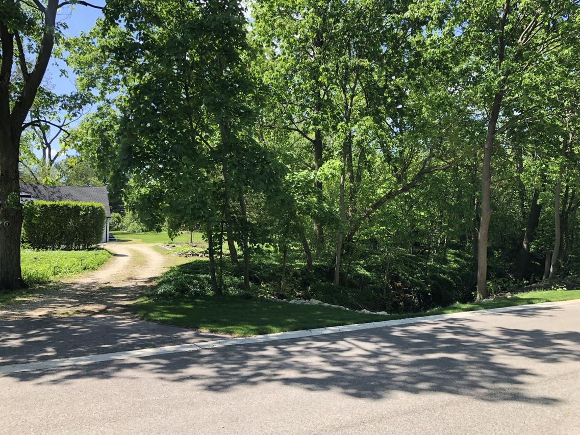882 N Franklin Ave., Palatine, IL 60067