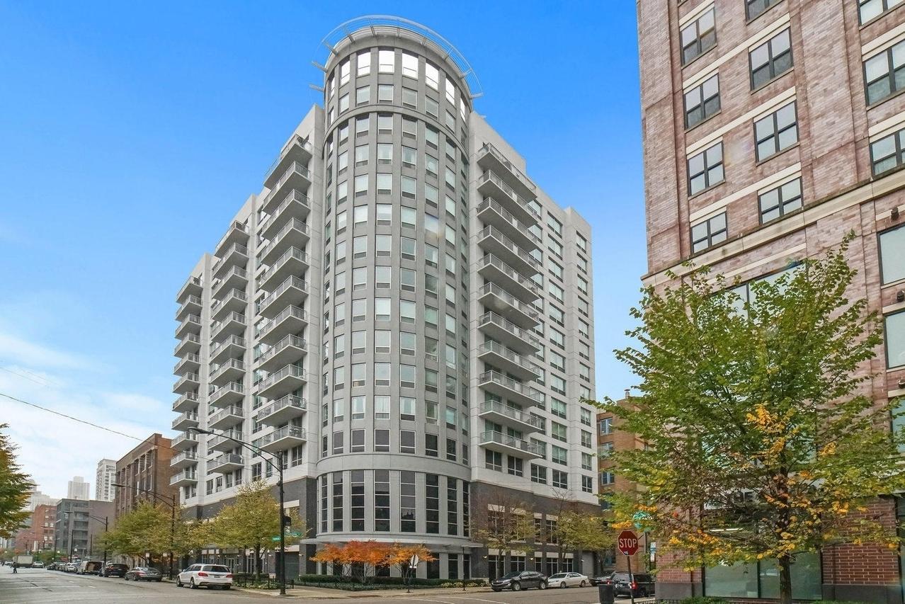 421 W Huron St. #1504, Chicago, IL 60654