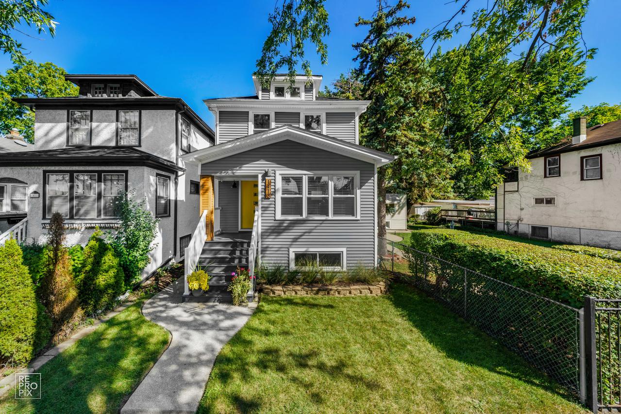 1413 Wenonah Ave., Berwyn, IL 60402
