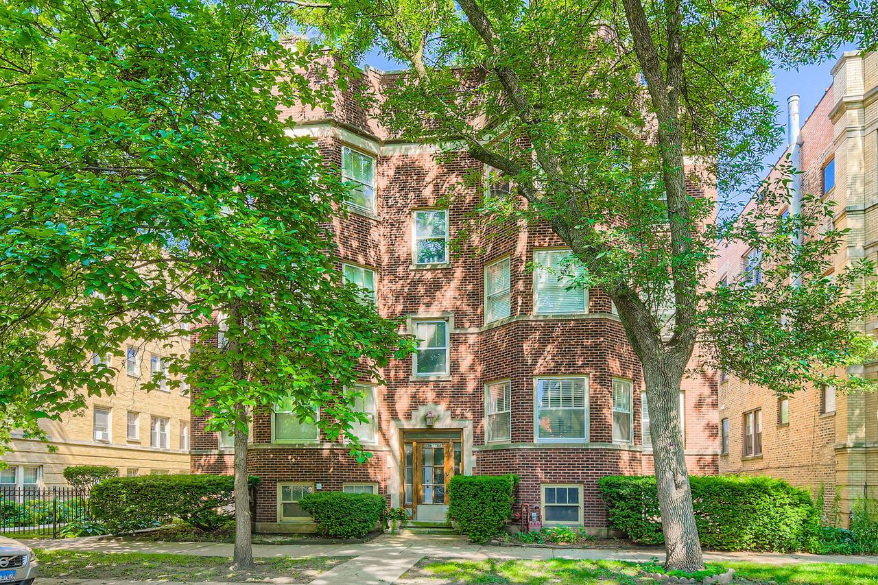 6435 N Newgard Ave. #3S, Chicago, IL 60626