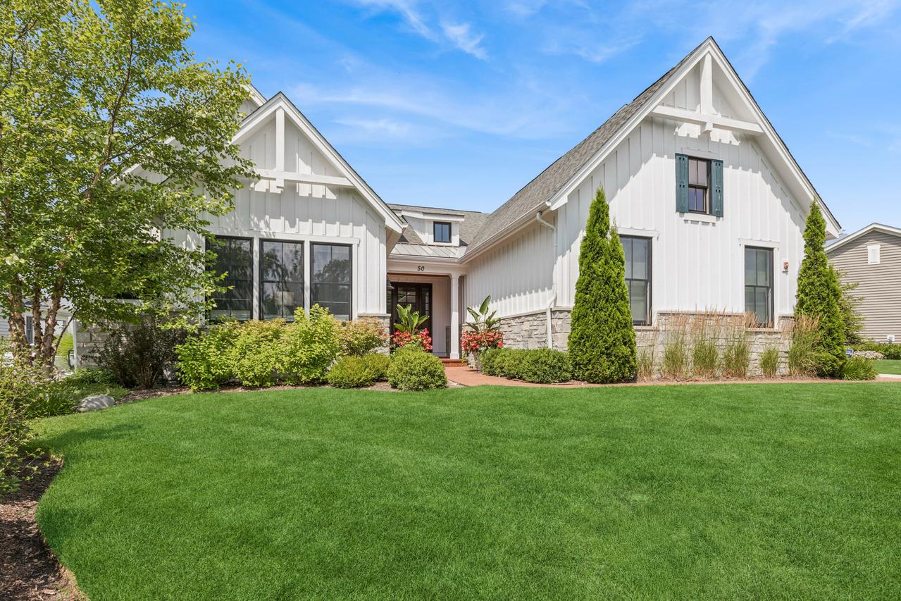 50 S Orchard Cir., Lake Forest, IL 60045