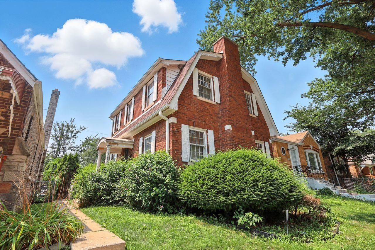 12220 S La Salle St., Chicago, IL 60628