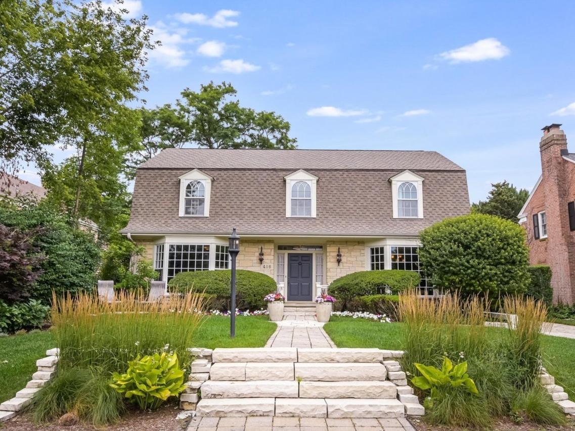 416 W Cuttriss St., Park Ridge, IL 60068
