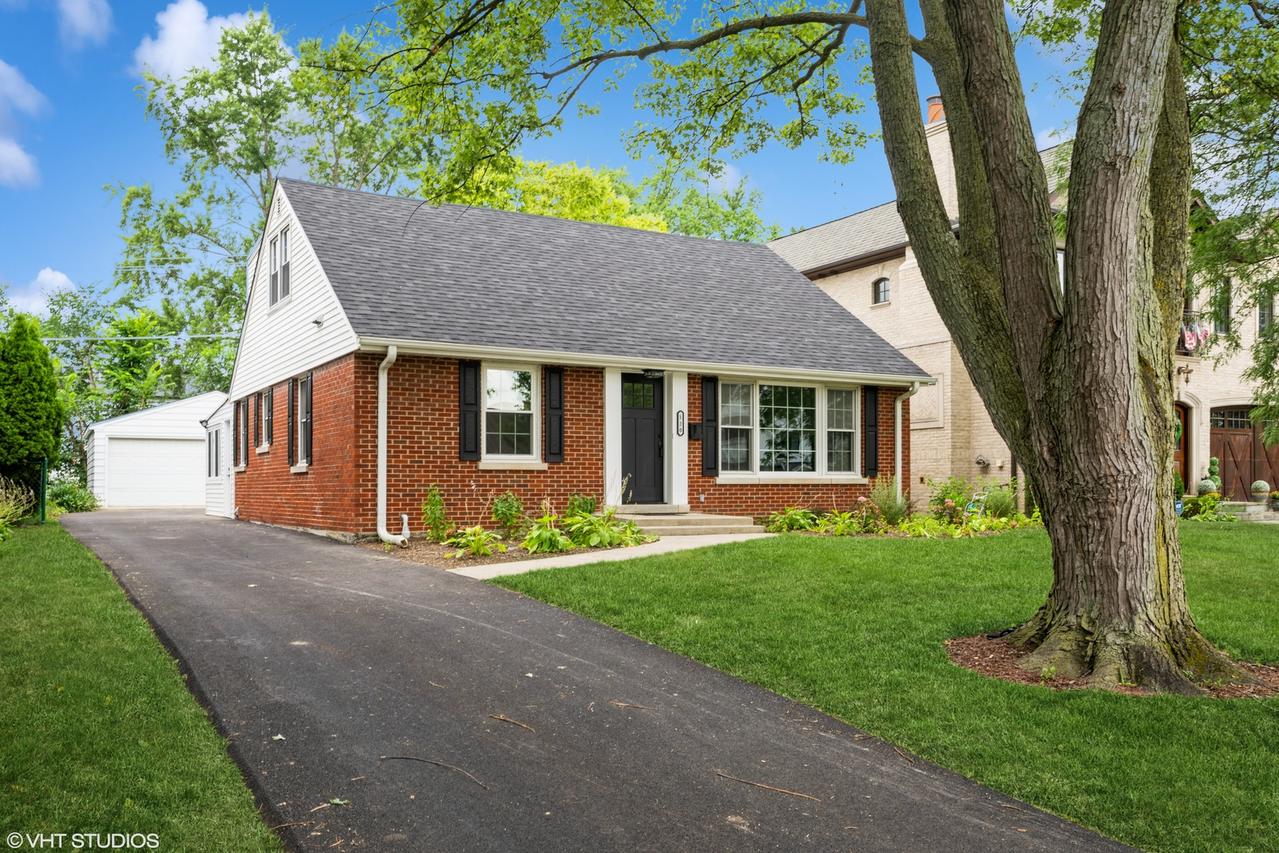 120 Washington St., Glenview, IL 60025
