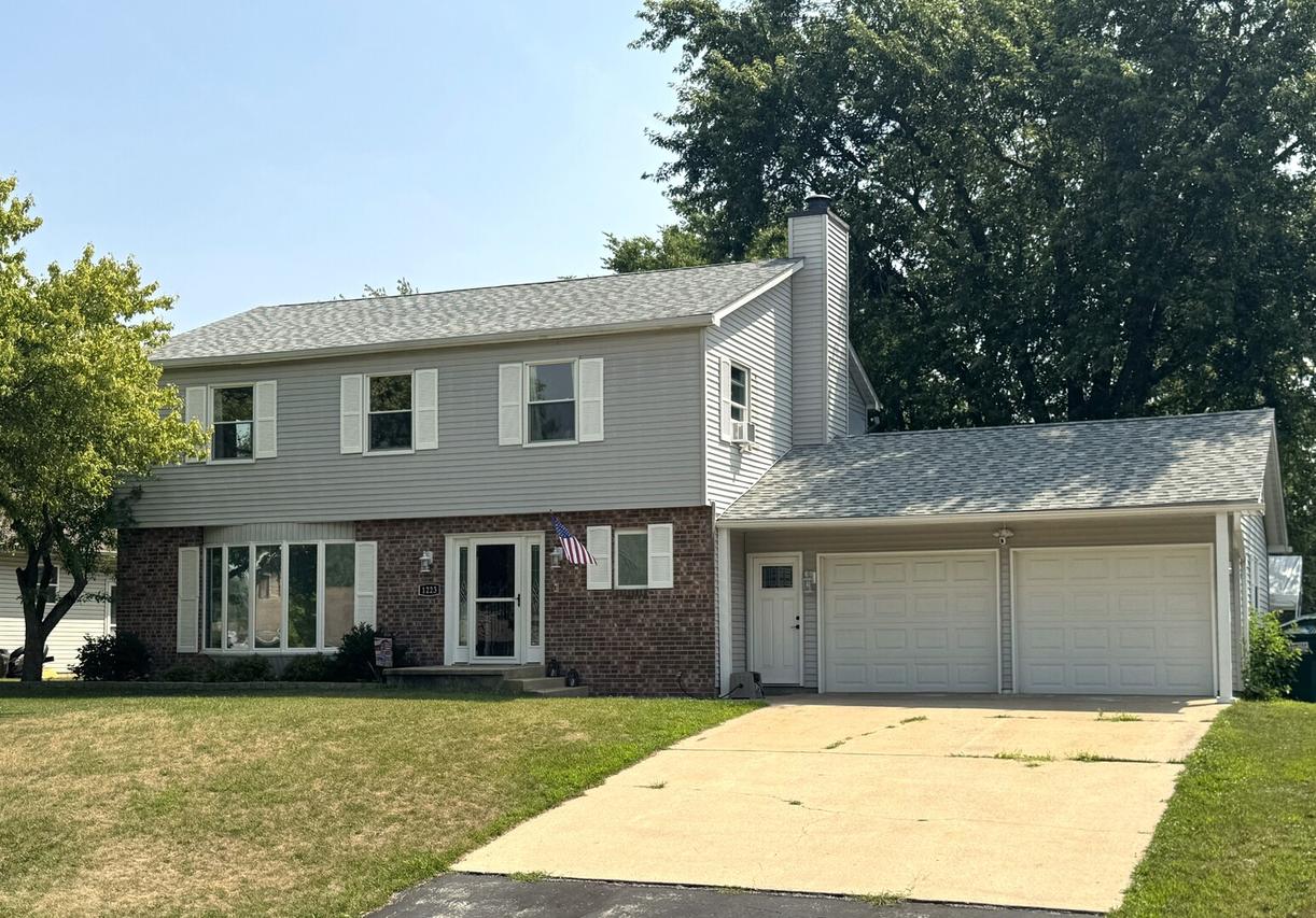 1223 N Bush Ave., Kankakee, IL 60901