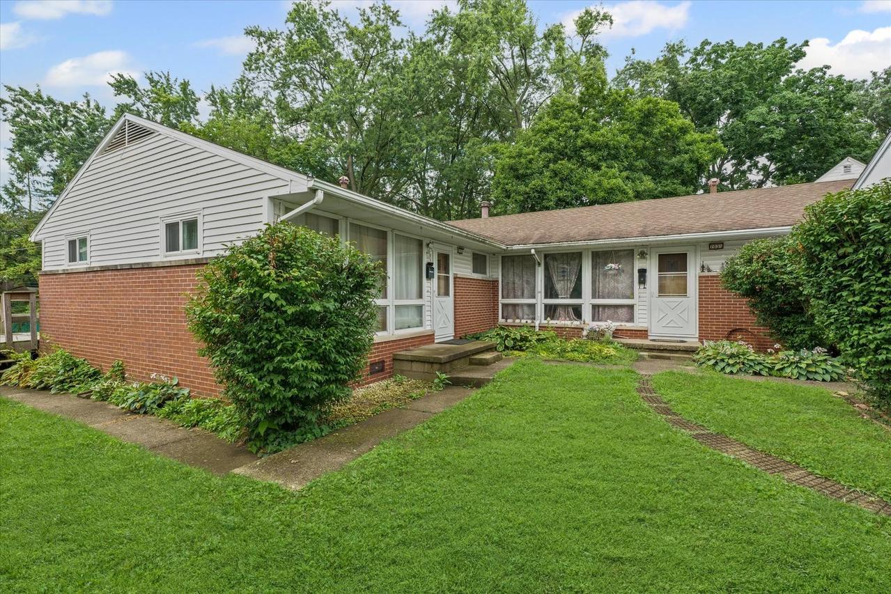 703 W Green St., Champaign, IL 61820