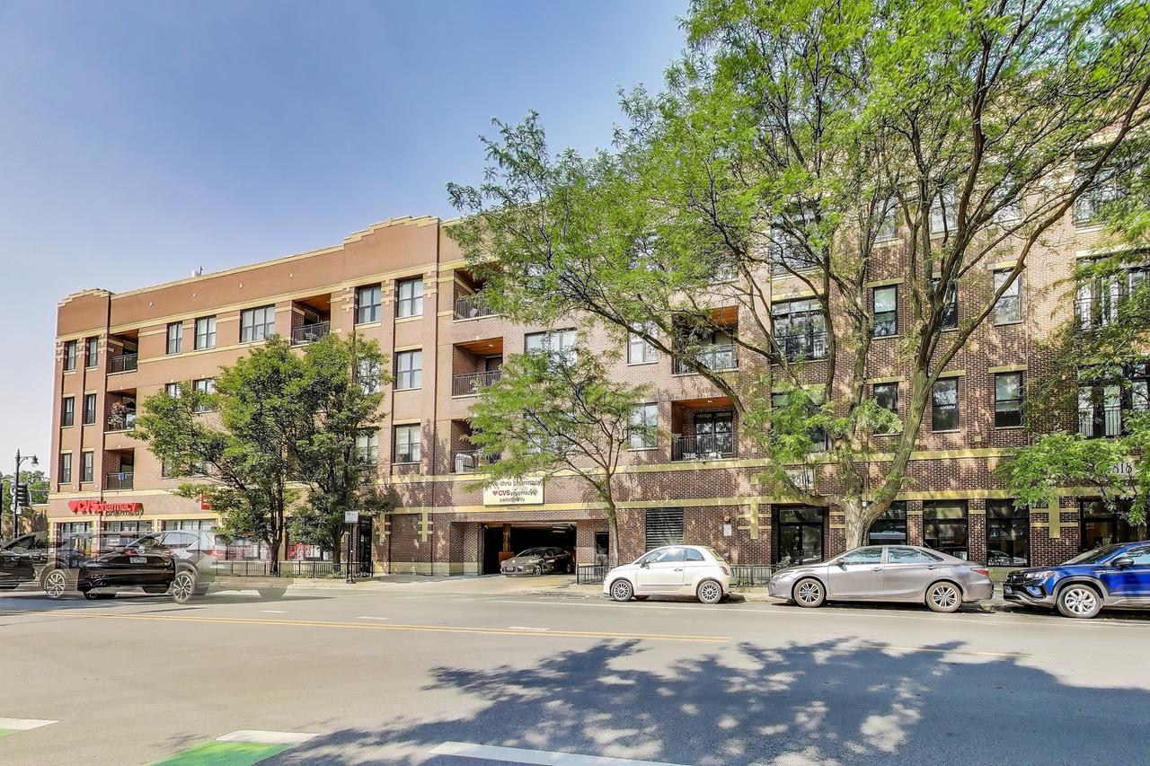 4814 N Damen Ave. #403, Chicago, IL 60625