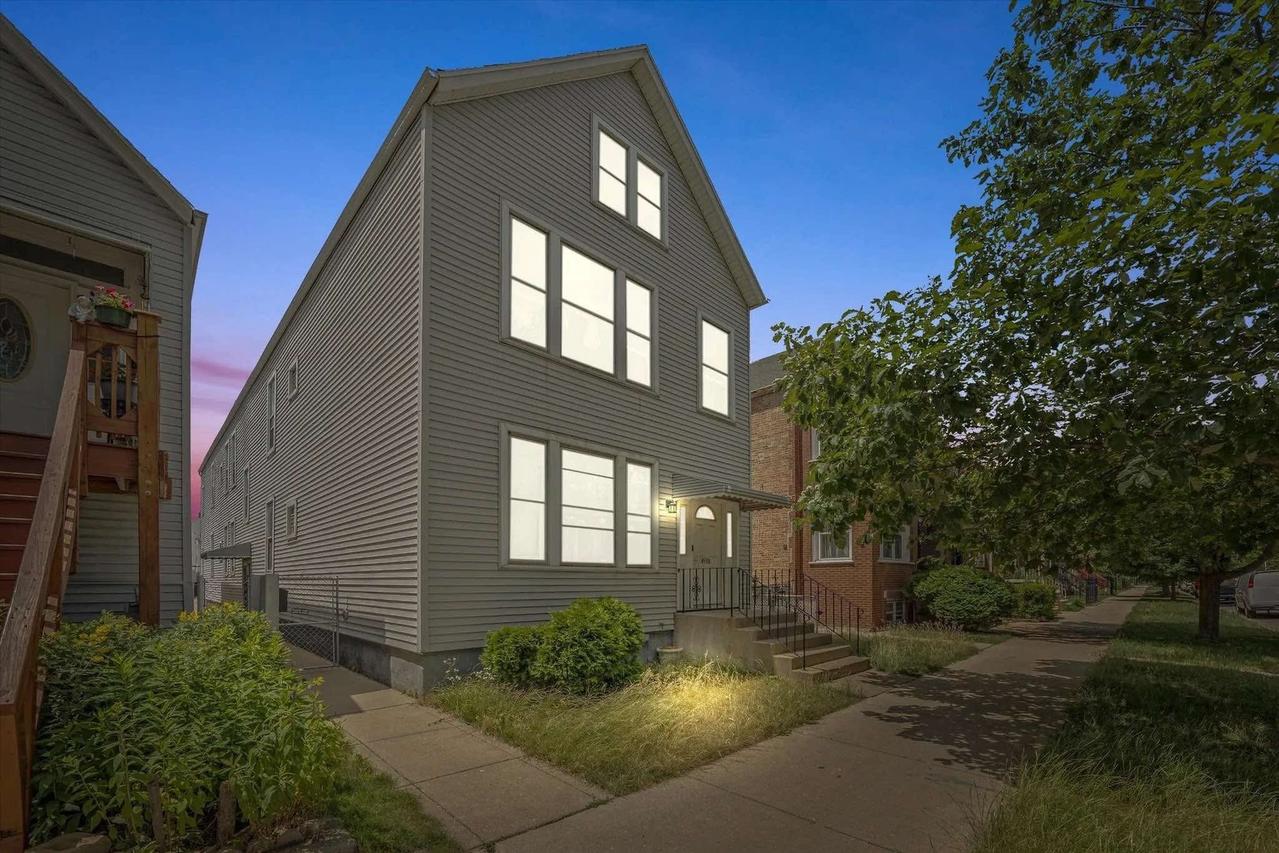4538 S Fairfield Ave., Chicago, IL 60632