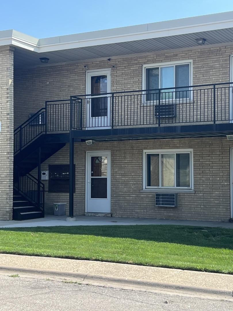 5419 S Massasoit Ave. #5, Chicago, IL 60638