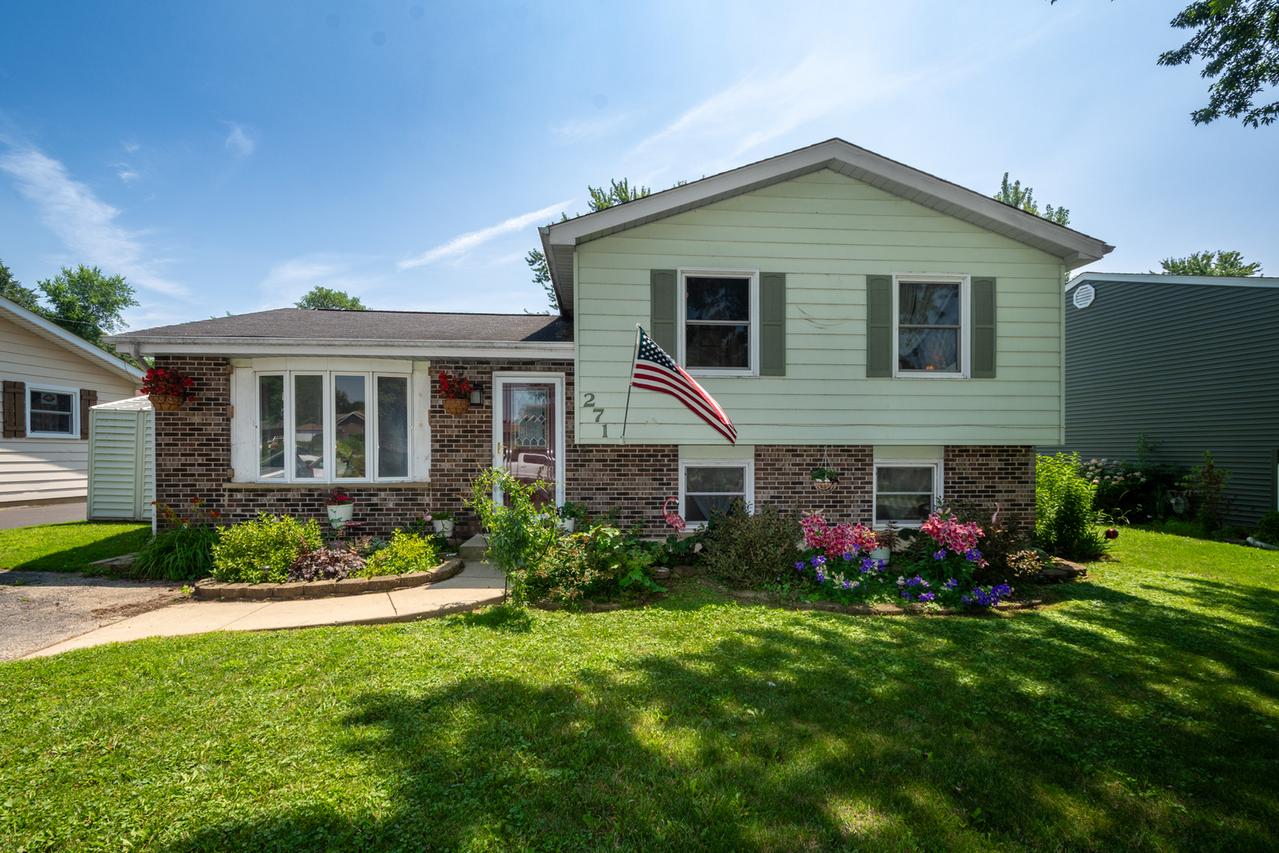 271 Sunset Ln., Antioch, IL 60002