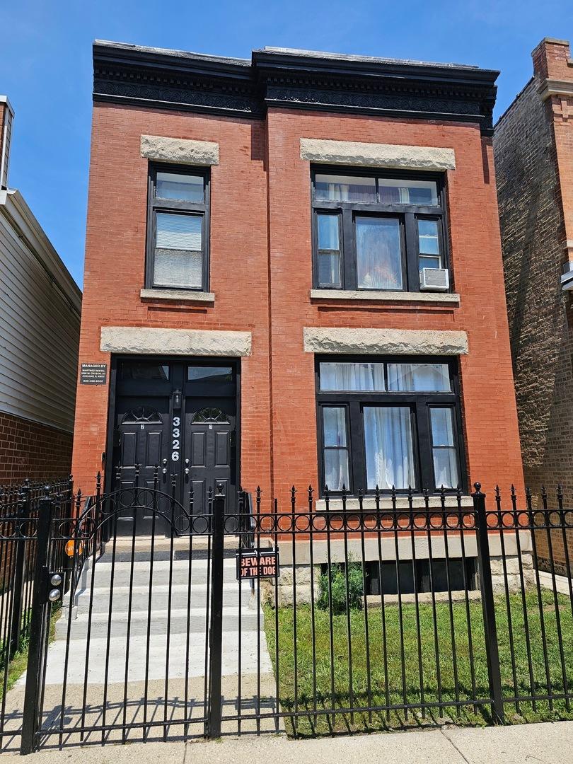 3326 W Crystal St., Chicago, IL 60651