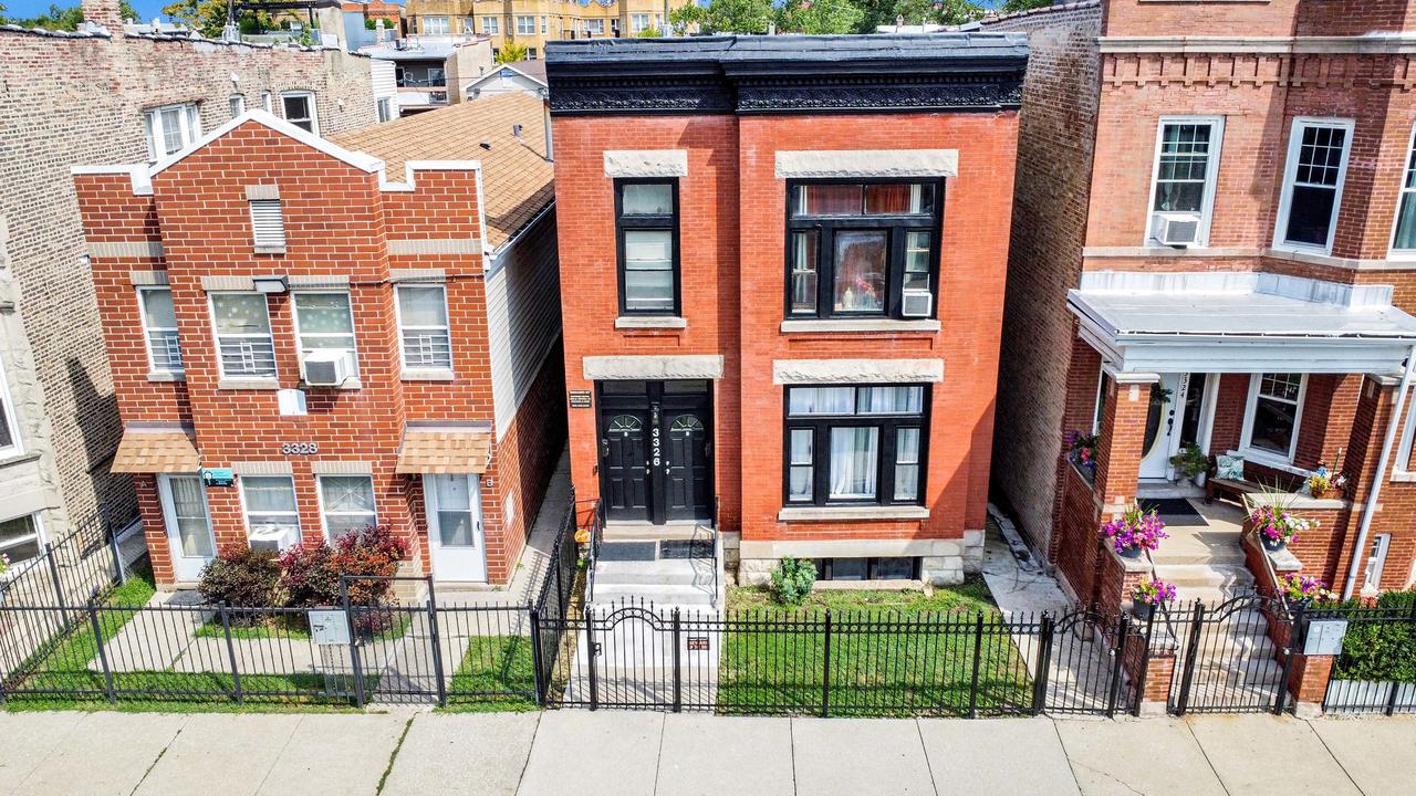 3326 W Crystal St., Chicago, IL 60651