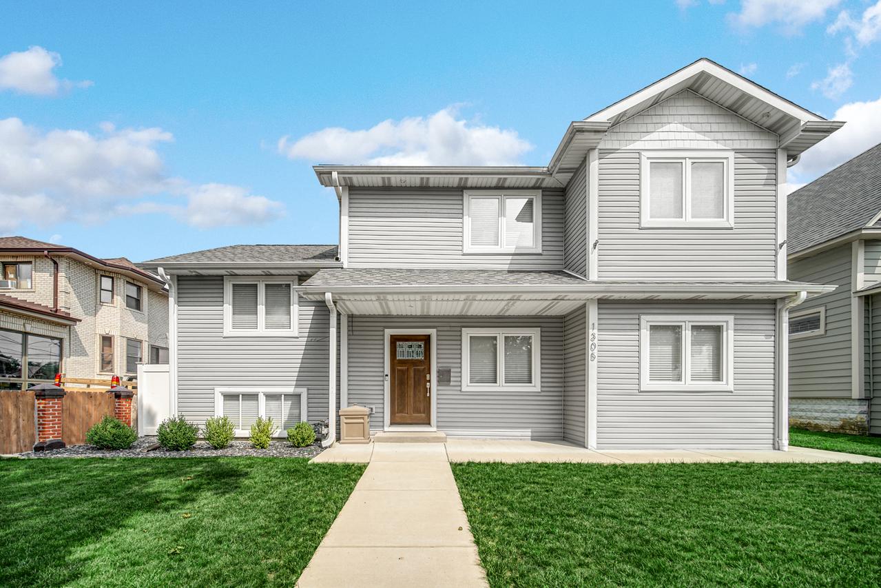 1305 N 11th Ave., Melrose Park, IL 60160