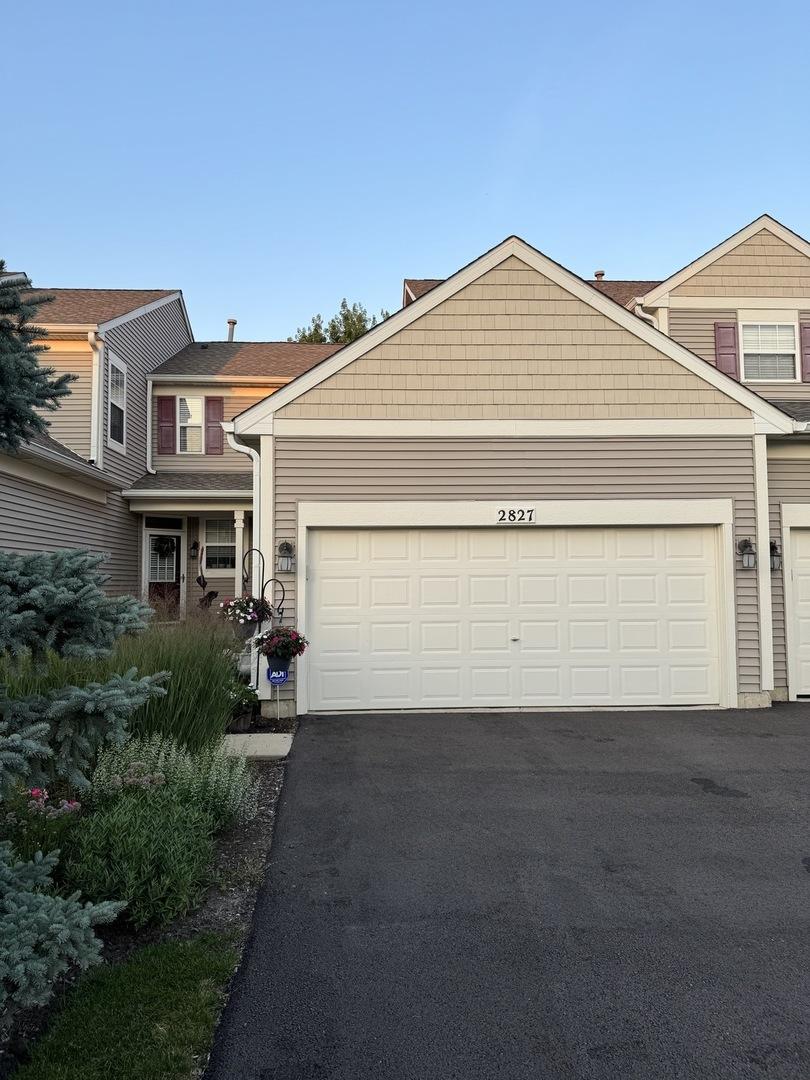 2827 White Thorn Cir., Naperville, IL 60564