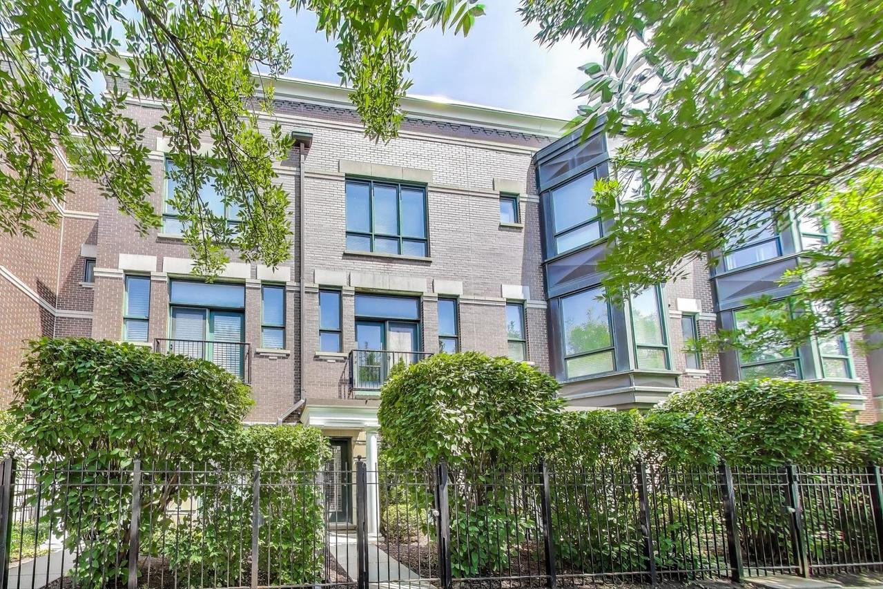 1219 N Sedgwick St., Chicago, IL 60610