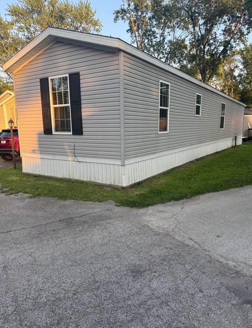 238 Dewey St., Urbana, IL 61802