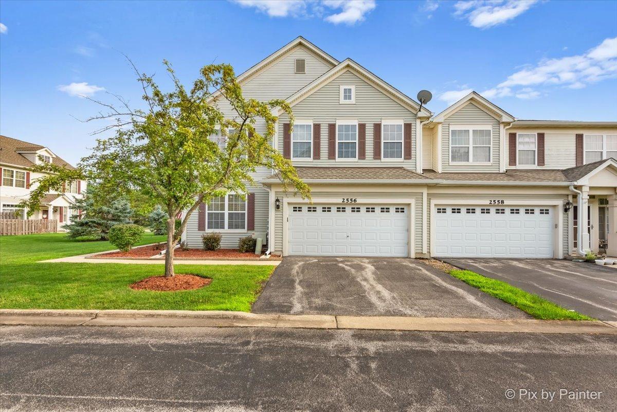 2556 Hillsboro Blvd., Aurora, IL 60503