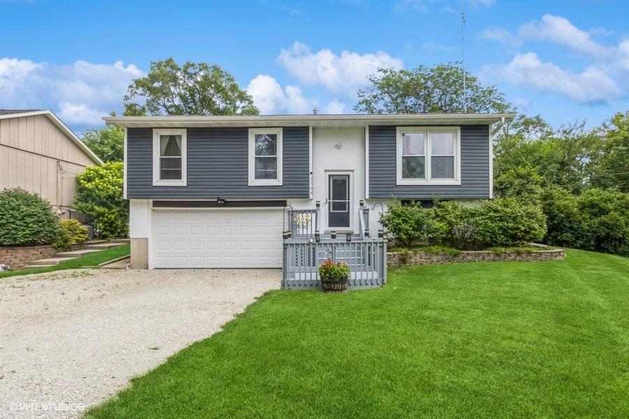 2508 Lilac St., Mchenry, IL 60051