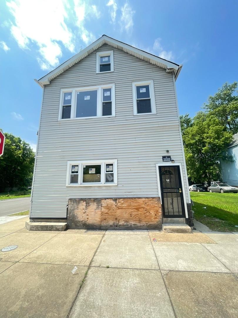 5256 S Carpenter St., Chicago, IL 60609