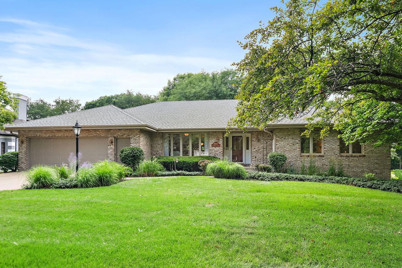 2847 Wedgewood Dr., Dekalb, IL 60115