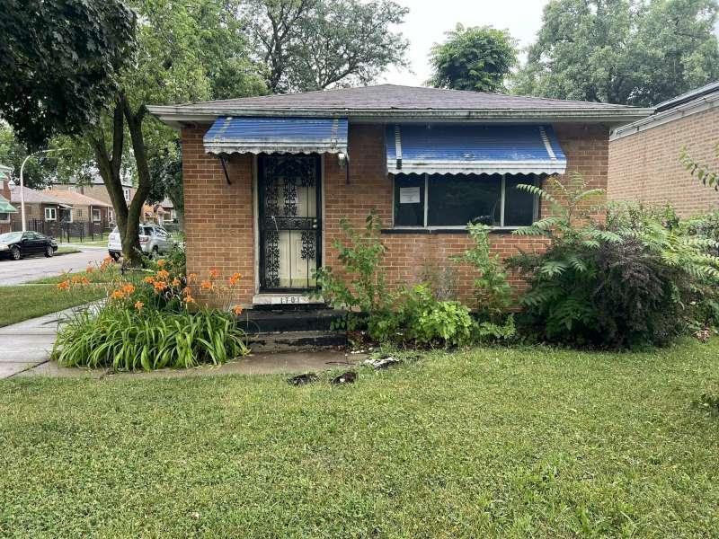 1701 W 75th Pl., Chicago, IL 60620