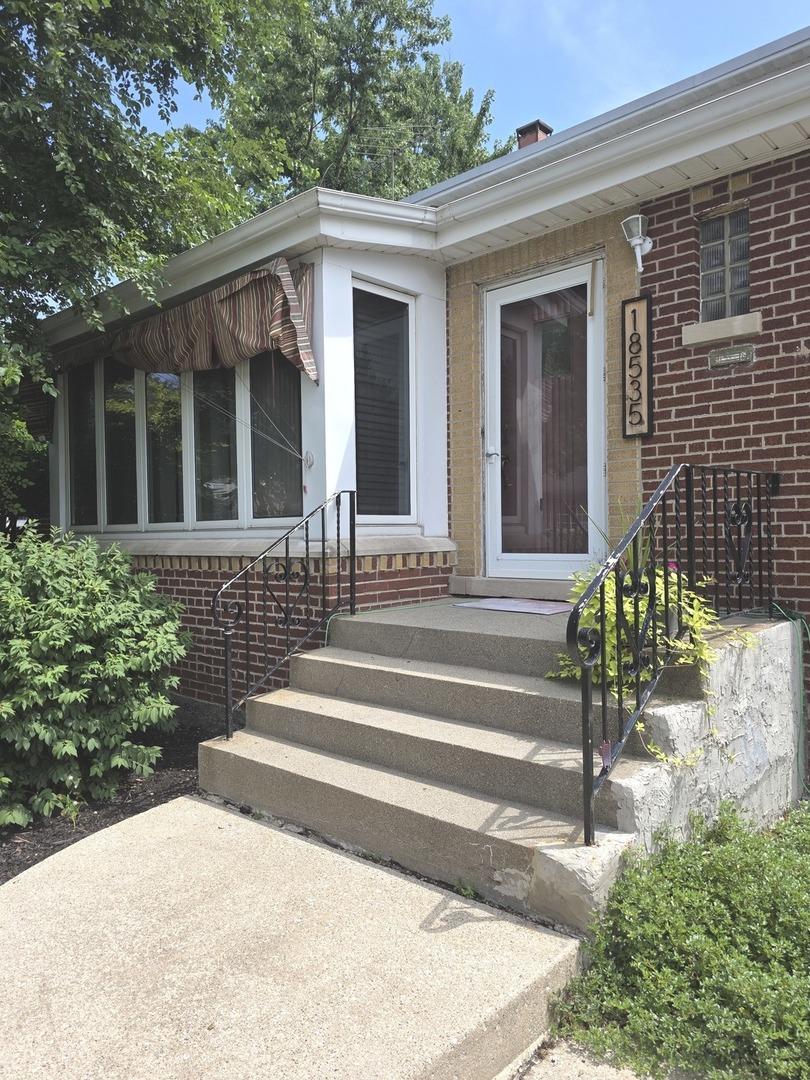 18535 Page Ave., Homewood, IL 60430