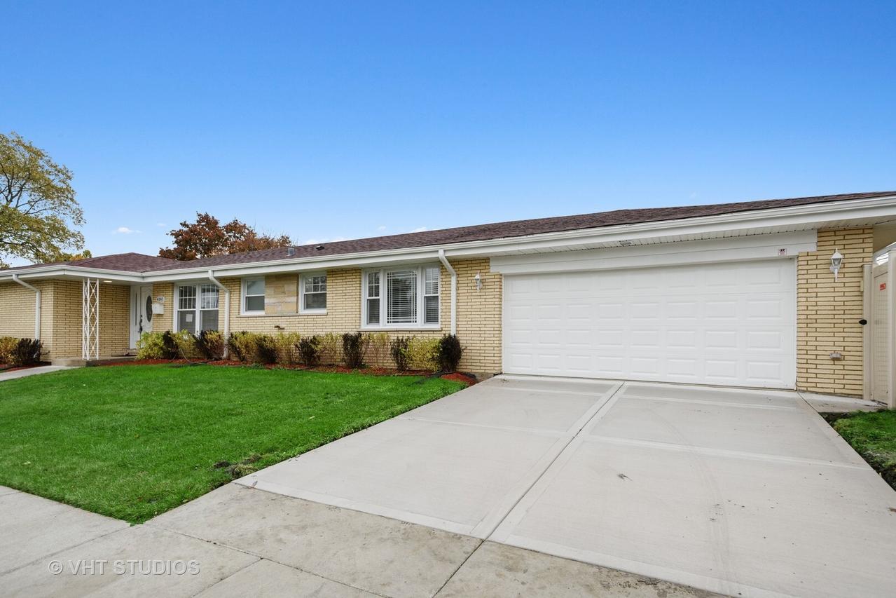 4141 Mulford St., Skokie, IL 60076