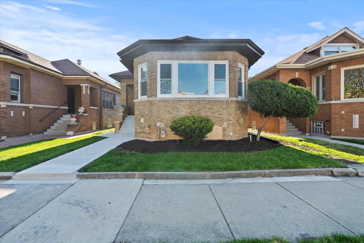8241 S Aberdeen St., Chicago, IL 60620