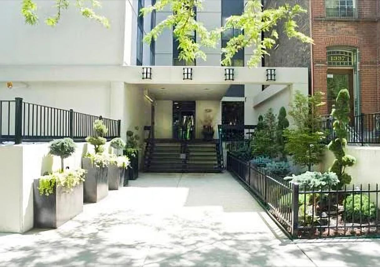 1339 N Dearborn St. #3B, Chicago, IL 60610