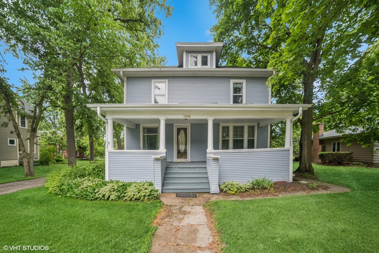 2S234 Harter Rd., Elburn, IL 60119