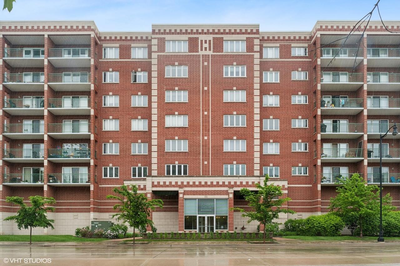 650 S River Rd. #504, Des Plaines, IL 60016
