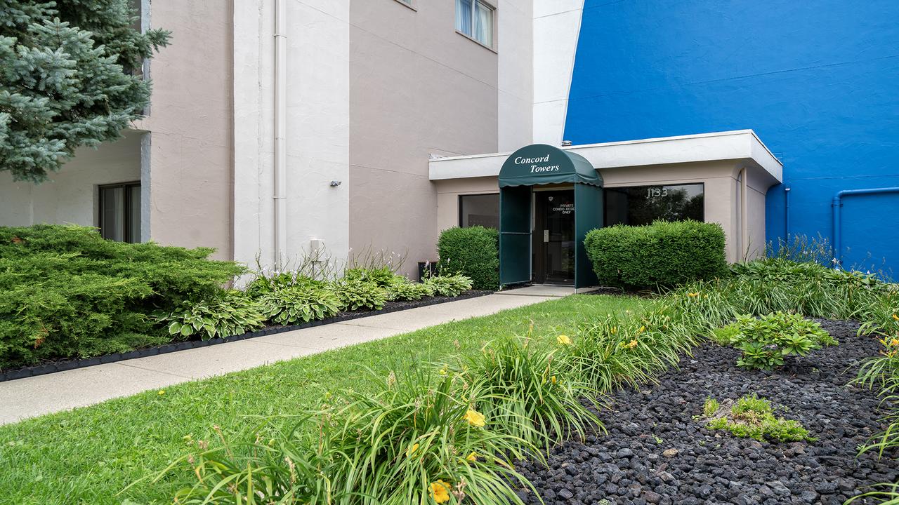 1133 N 7th St. #704, Rochelle, IL 61068