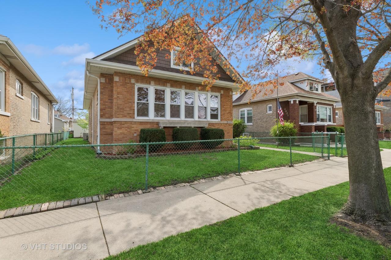 4025 N Menard Ave., Chicago, IL 60634