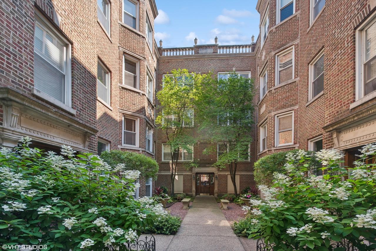 1051 W Glenlake Ave. #2, Chicago, IL 60660