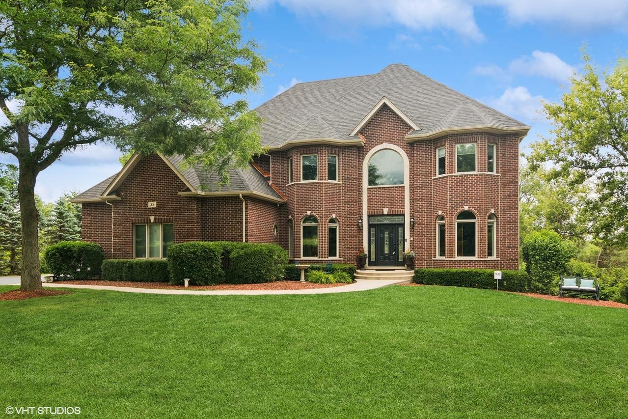 32 Squire Rd., Hawthorn Woods, IL 60047