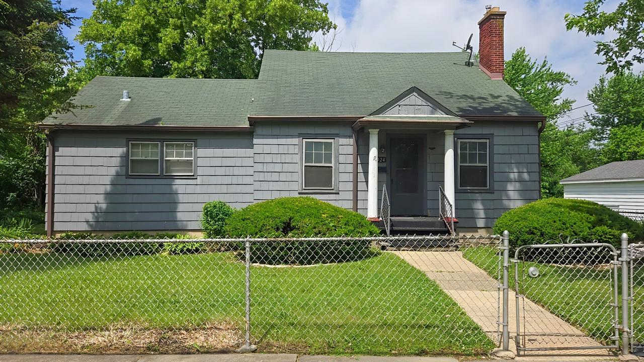 14924 Riverside Dr., South Holland, IL 60473