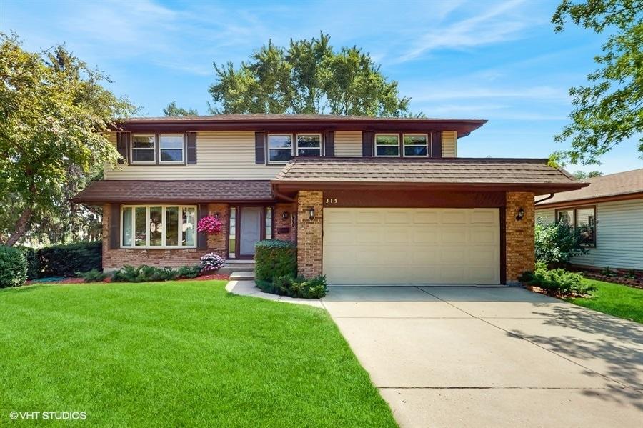 315 Ashwood Dr., Schaumburg, IL 60193