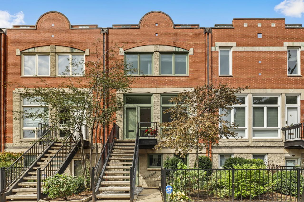 1352 W Wrightwood Ave., Chicago, IL 60614