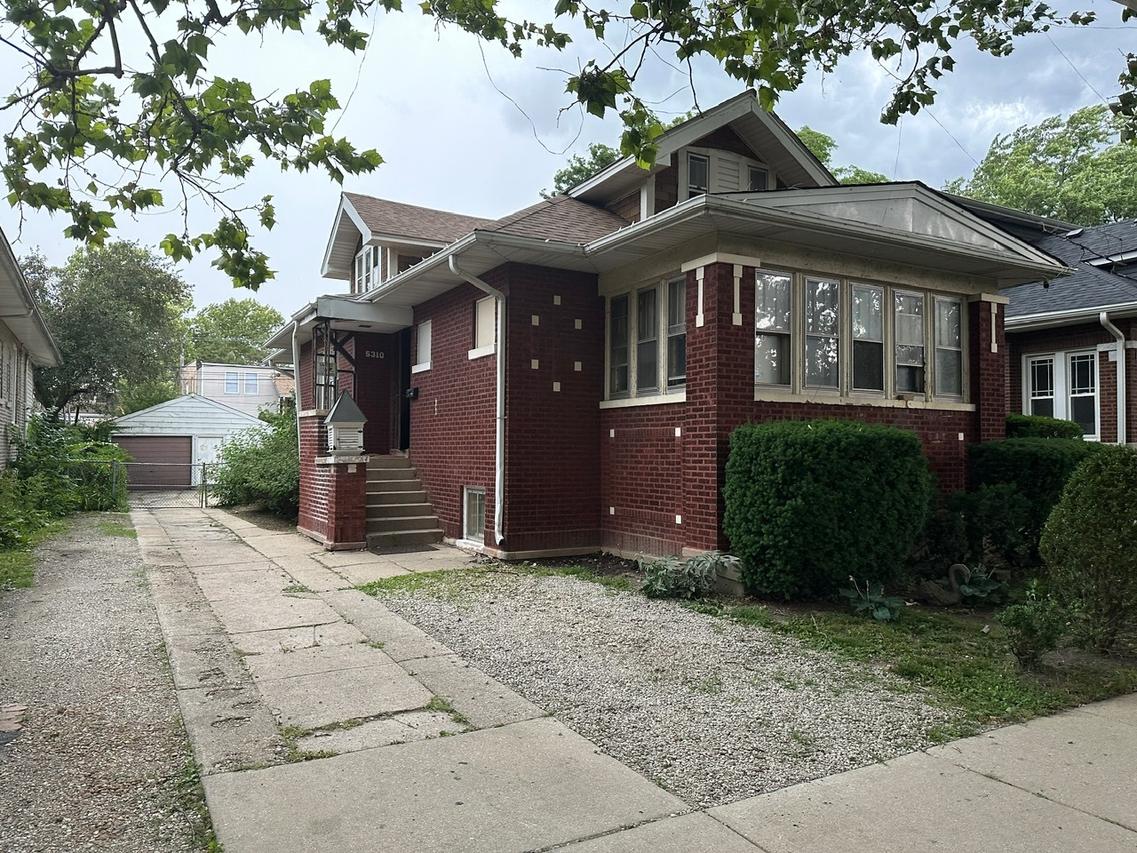 5310 N Spaulding Ave., Chicago, IL 60625