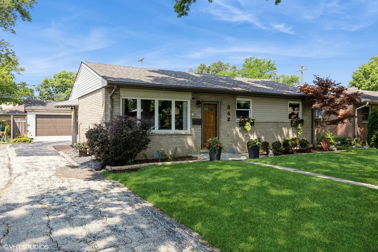 342 Newberry Ave., La Grange Park, IL 60526