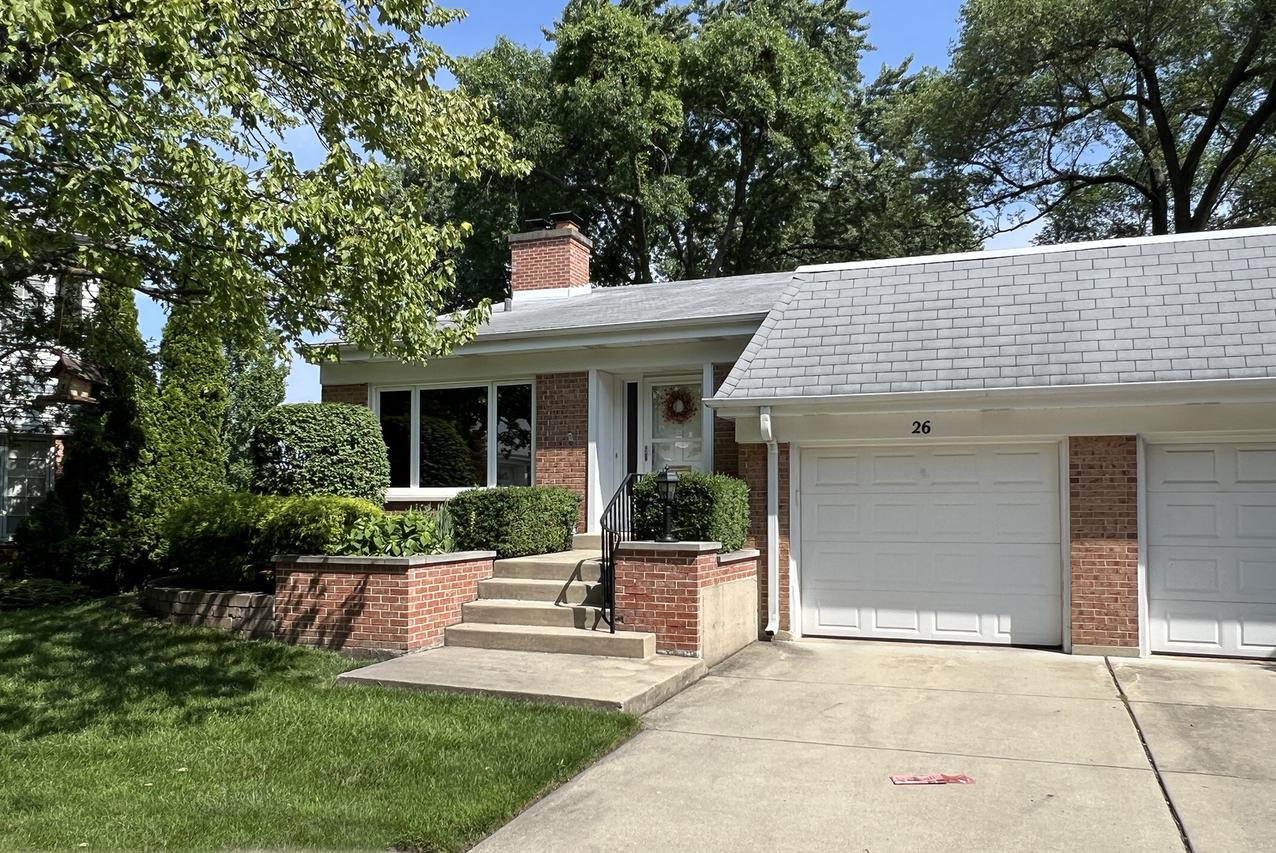26 N Regency Dr., Arlington Heights, IL 60004